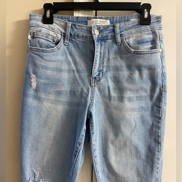 Judy Blue boyfriend jeans light wash frayed distressed Sz 28 - Picture 3 of 7